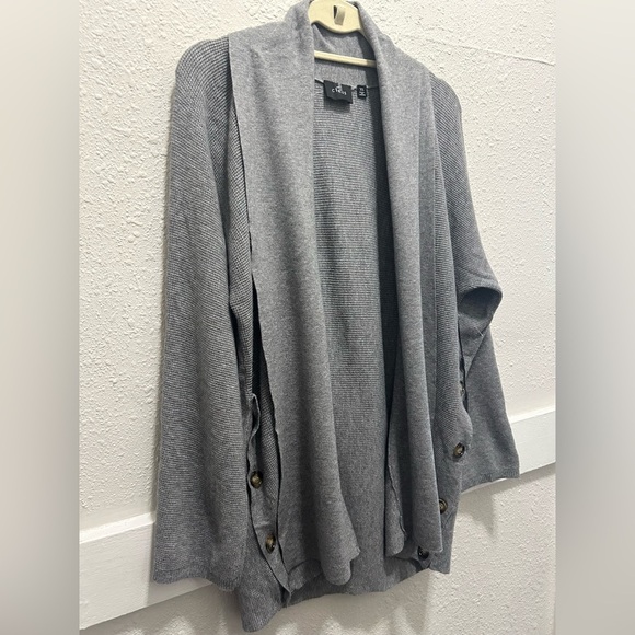 Cyrus Grey Open Cardigan Sweater with Button Sides NWT XS - Picture 2 of 7